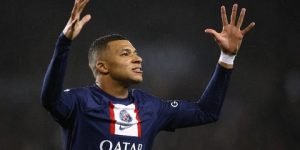 هل اقتربت؟ بيريز يلمح لساعة الصفر في صفقة مبابي