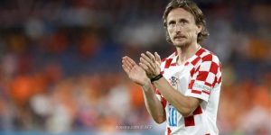 مدرب كرواتيا عن قرار مودريتش: علينا تركه وشأنه