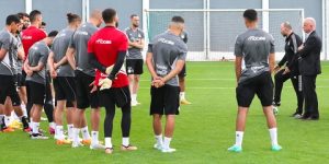 سيحاول كل لاعب إقناع الناخب الوطني جمال بلماضي.. المنافسة تشتد لحجز مكانة في قائمة الخضر تحسبا لـ “الكان”