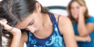 بلوغ الفتيات المبكر… والاكتئاب