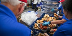 كيف تتجنب الشعور بالخمول بعد تناول الطعام؟