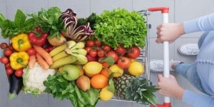 صحتنا في غذائنا. فواكه صيفية للوقاية من هشاشة العظام