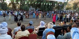 جانت.. الفضاءات المفتوحة وجهة مفضلة للعائلات لقضاء السهرات الصيفية