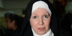 مشيرة إسماعيل تكشف حقيقة اعتزالها وتؤكد: ارتدائي الحجاب هذا سر بيني وبين الله