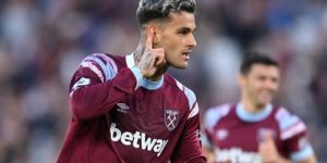 رغم اهتمام جوفنتوس.. روما يريد تأمين خدمات سكاماكا