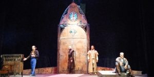 مسرحية “ثورة”… استنطاق نصوص ياسين بروح الجزائر المعاصرة