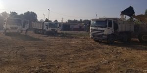 300 شاحنة للتخلص من الأتربة بحي 234 مسكن ببومعطي 