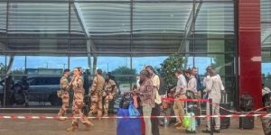 بعد أسبوع من الانقلاب.. النيجر تُعيد فتح الحدود مع 5 بلدان مجاورة