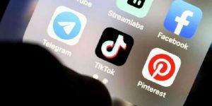 الصومال تحظر “تيك توك” و”تلغرام” للحد من “الدعاية الإرهابية”