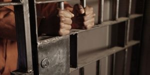 مئات المعتقلين السياسيين في البحرين يواصلون معركة “الأمعاء الخاوية”