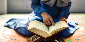 سؤال وجواب.. كيف يكون عملك الصالح مقبولا عند الله ؟