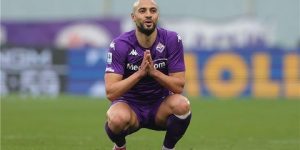 فيورنتينا يحدد موعدا نهائيا لأمرابط لاتخاذ القرار بشأن مستقبله