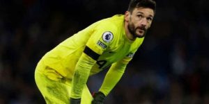 روما يفكر في التعاقد مع لوريس