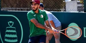 أول فوز للمنتخب الوطني