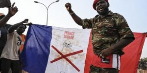 النيجر: المجلس العسكري يؤكد أن انسحاب فرنسا من البلاد يعدّ “لحظة تاريخية”