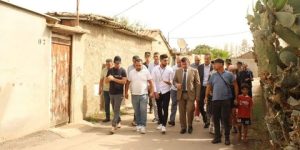 الوالي المنتدب يقف على مطالب السكان للشبكات الحيوية بئر توتة