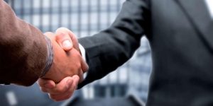 سؤال وجواب.. كيف تتعامل مع الناس ؟