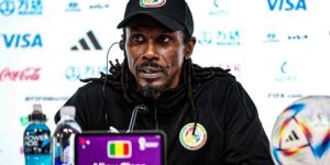 أليو سيسيه يتمنى مشاركة “الخضر” في كأس العالم