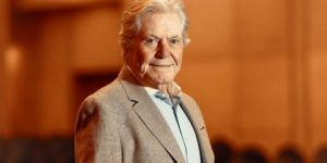 حسين فهمي: رفضت الإخراج لفاتن حمامة