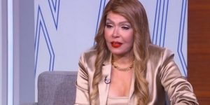 لوسي ترد على منتقديها بمنطق غريب: “طول عمري ماشية بالقرآن.. و لما انتهي من الرقص وأصلي”
