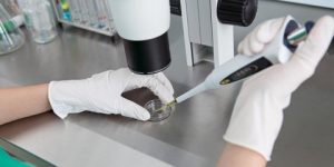 جديد الطب.. تجربة لقاح جديد قد يمنع الإصابة بسرطان الجلد الخبيث