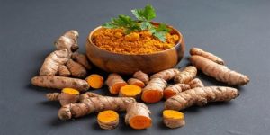 صحتنا في غذائنا.. ما تأثير تناول الكركم على مرضى الكلى؟