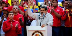 مادورو يدعو المسيحيين حول العالم إلى الوقوف ضد إبادة الفلسطينيين