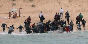 وصول 1427 مهاجرا إفريقيا إلى جزر الكناري نهاية الأسبوع