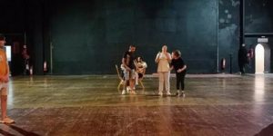 ابتداء من الأحد.. مسرحية “شمة دوريجين” في جولة وطنية