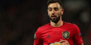 مارتينيز ردّا على نيفيل: فرنانديز حلم للمدرب