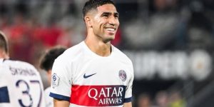 حكيمي يدافع عن إنريكي