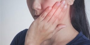 طبيبة تحذر.. ألم الأسنان في الشتاء علامة على نقص هذا المعدن