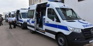 باتنة.. توزيع 15 سيارة إسعاف و5 مركبات رباعية الدفع على المؤسسات الصحية