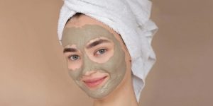 جمال وأناقة.. أقنعة تجميلية لبشرتك تبطئ نمو الشعر