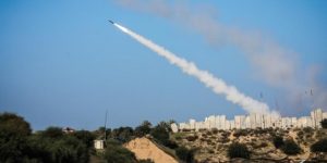 المقاومة الإسلامية في العراق تتبنّى استهداف “إيلات” بالأسلحة المناسبة