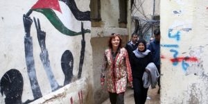 سوزان ساراندون: ليس شرطًا أن تكون فلسطينيًا لتعبر عن الاهتمام