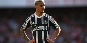 مانشستر يونايتد يضحي بأنتوني من أجل باربوسا نجم فلامينغو