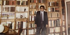 درويش وكنفاني وطوقان أشهرهم.. “الكلمة”سلاح أدباء فلسطين في وجه العدو