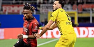 بثلاثية مقابل واحد.. بن سبعيني يقود فريقه للإطاحة بالميلان