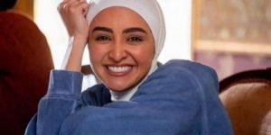 هلا رشدي تعلن دعمها للقضية الفلسطينية وتدين الهجمات الإسرائيلية في غزة