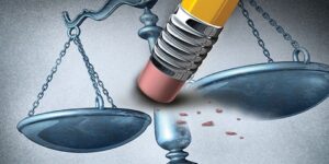 عقوبة حرمان النساء من الميراث