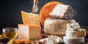 صحتنا في غذائنا.. هل الجبن يرفع السكر؟