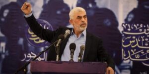 رسالة مهمة من السنوار عن إنجازات المقاومة وصمود شعبنا