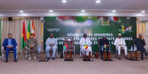 وزراء خارجية مالي والنيجر وبوركينا فاسو يوصون بإنشاء اتحاد كونفدرالي