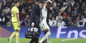 الضحية الثالثة.. الرباط الصليبي يضرب ألابا