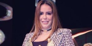 دنيا عبد العزيز: هذا الشخص هددني بتشويه وجهي