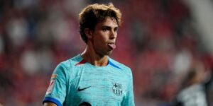 جواو فيليكس: أرغب في البقاء مع برشلونة.. ولكن