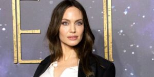 أنجلينا جولي تُحدث ضجة بما قالته عن الحرب وحقوق الإنسان