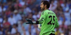 دييغو لوبيز يعلن اعتزاله