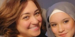مروة عبد المنعم تشارك تجربتها حول ارتداء ابنتها للحجاب